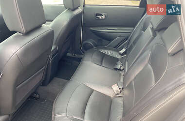 Позашляховик / Кросовер Nissan Qashqai 2010 в 