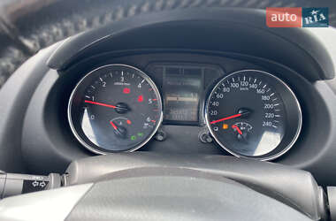Позашляховик / Кросовер Nissan Qashqai 2010 в 