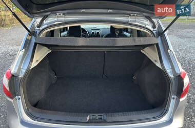 Внедорожник / Кроссовер Nissan Qashqai 2010 в 