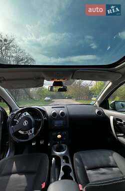 Внедорожник / Кроссовер Nissan Qashqai 2011 в 