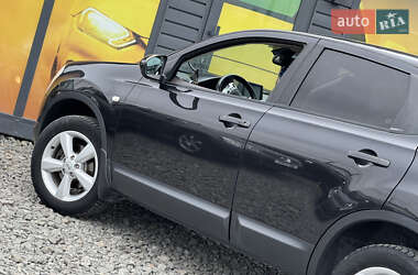 Позашляховик / Кросовер Nissan Qashqai 2007 в 