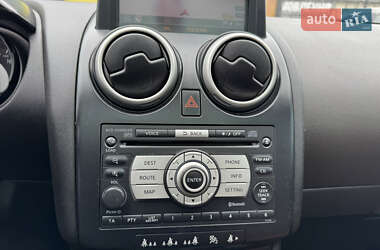 Позашляховик / Кросовер Nissan Qashqai 2007 в 