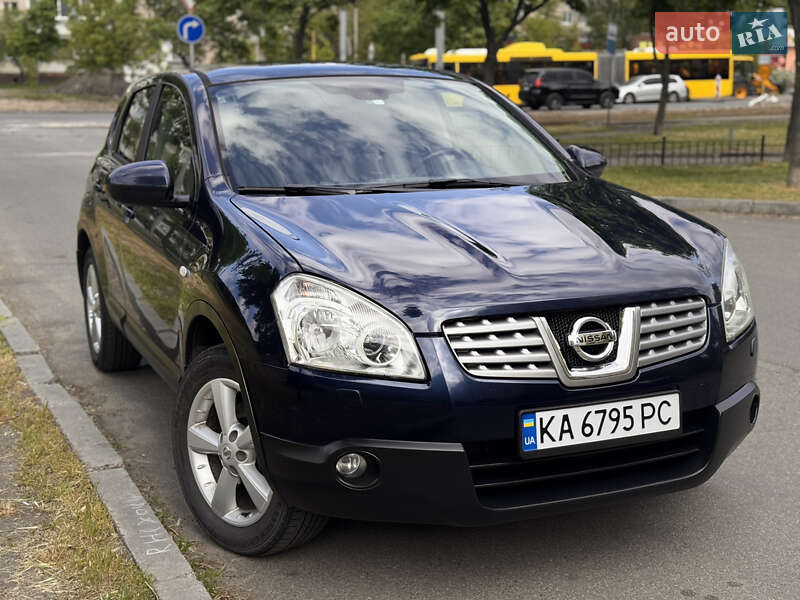 Позашляховик / Кросовер Nissan Qashqai 2009 в 