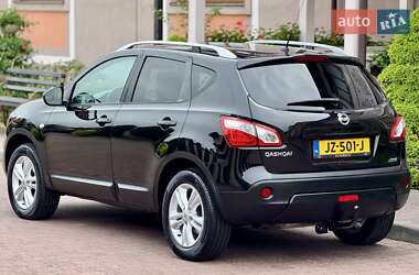Внедорожник / Кроссовер Nissan Qashqai 2010 в 