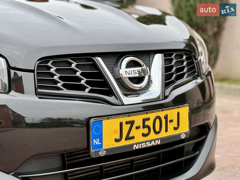 Позашляховик / Кросовер Nissan Qashqai 2010 в Стрию