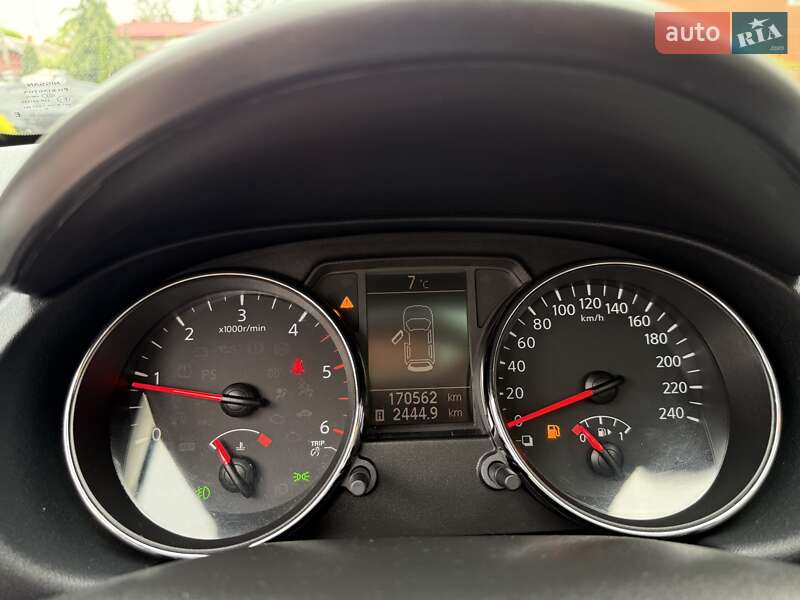 Позашляховик / Кросовер Nissan Qashqai 2010 в Стрию