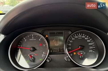 Внедорожник / Кроссовер Nissan Qashqai 2010 в 