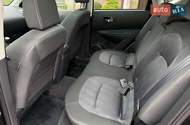 Внедорожник / Кроссовер Nissan Qashqai 2010 в 