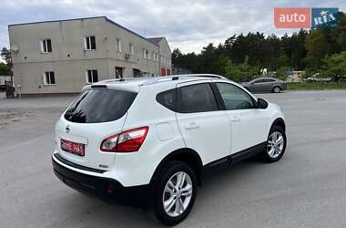 Позашляховик / Кросовер Nissan Qashqai 2011 в 