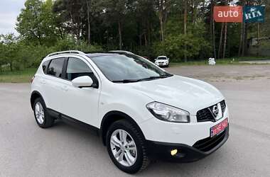 Позашляховик / Кросовер Nissan Qashqai 2011 в 