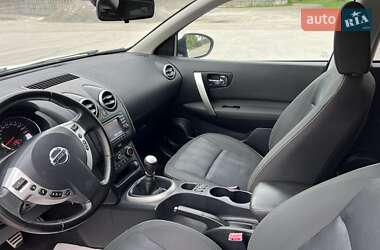 Позашляховик / Кросовер Nissan Qashqai 2011 в 