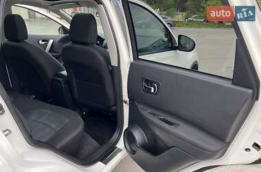 Позашляховик / Кросовер Nissan Qashqai 2011 в 