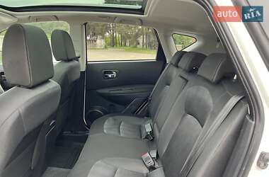 Позашляховик / Кросовер Nissan Qashqai 2011 в 