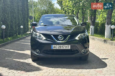 Позашляховик / Кросовер Nissan Qashqai 2016 в 