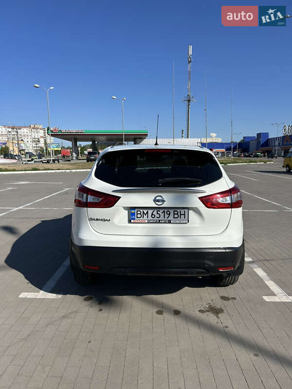 Внедорожник / Кроссовер Nissan Qashqai 2016 в Сумах
