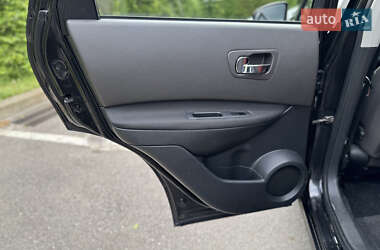 Позашляховик / Кросовер Nissan Qashqai 2008 в 