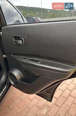 Позашляховик / Кросовер Nissan Qashqai 2007 в 