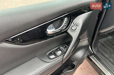 Позашляховик / Кросовер Nissan Qashqai 2014 в 