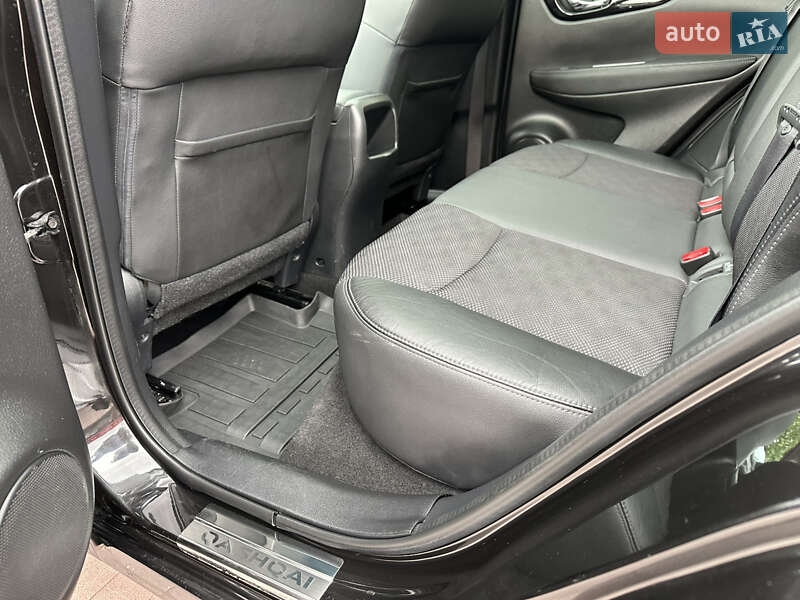 Внедорожник / Кроссовер Nissan Qashqai 2014 в Ровно