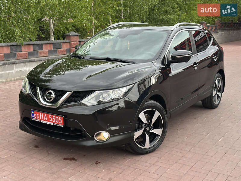 Внедорожник / Кроссовер Nissan Qashqai 2014 в Ровно