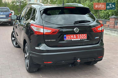 Позашляховик / Кросовер Nissan Qashqai 2014 в 