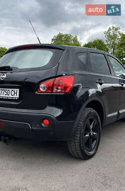 Позашляховик / Кросовер Nissan Qashqai 2007 в 