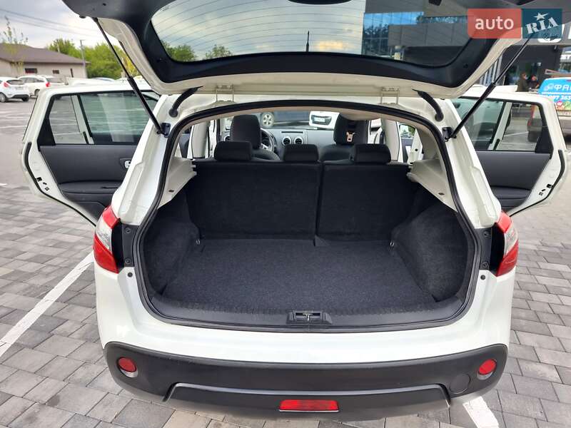 Внедорожник / Кроссовер Nissan Qashqai 2012 в Виннице