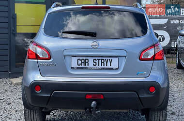 Позашляховик / Кросовер Nissan Qashqai 2013 в 