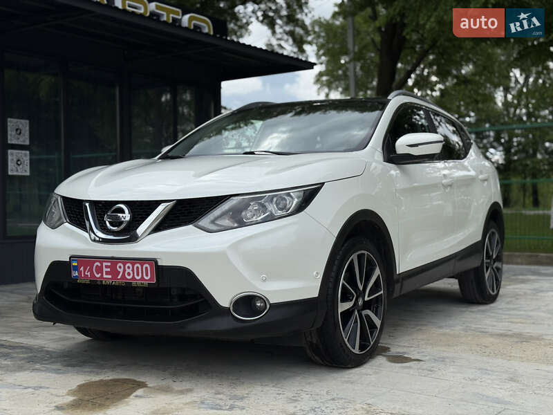 Внедорожник / Кроссовер Nissan Qashqai 2015 в 