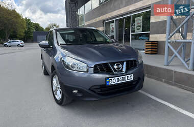 Внедорожник / Кроссовер Nissan Qashqai 2010 в Тернополе