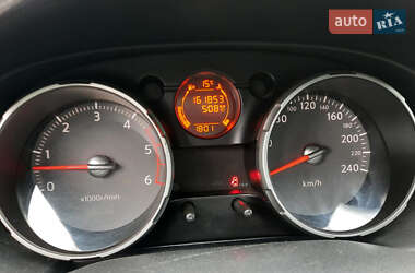Позашляховик / Кросовер Nissan Qashqai 2009 в 
