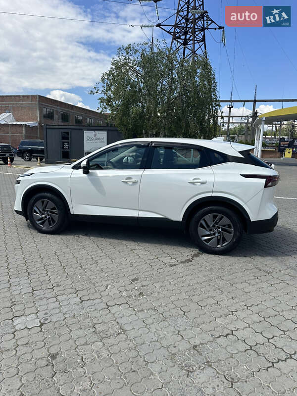 Внедорожник / Кроссовер Nissan Qashqai 2021 в Черновцах