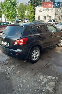 Позашляховик / Кросовер Nissan Qashqai 2007 в 