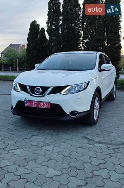 Позашляховик / Кросовер Nissan Qashqai 2014 в 