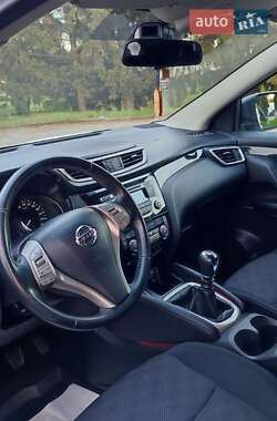 Позашляховик / Кросовер Nissan Qashqai 2014 в 