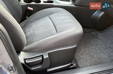 Позашляховик / Кросовер Nissan Qashqai 2011 в 