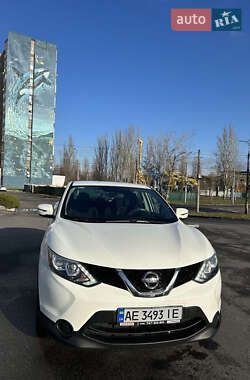 Позашляховик / Кросовер Nissan Qashqai 2017 в 