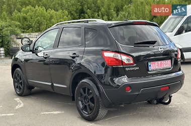 Внедорожник / Кроссовер Nissan Qashqai 2013 в 