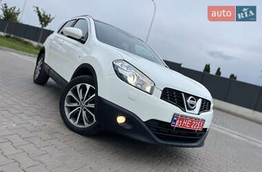 Позашляховик / Кросовер Nissan Qashqai 2012 в Луцьку