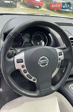 Внедорожник / Кроссовер Nissan Qashqai 2012 в 
