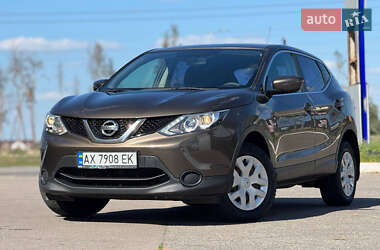 Внедорожник / Кроссовер Nissan Qashqai 2016 в Харькове