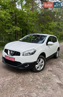 Позашляховик / Кросовер Nissan Qashqai 2011 в Львові