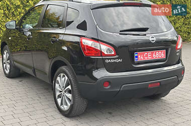 Внедорожник / Кроссовер Nissan Qashqai 2011 в 