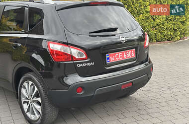 Внедорожник / Кроссовер Nissan Qashqai 2011 в 