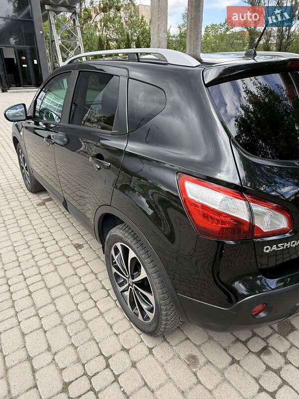 Внедорожник / Кроссовер Nissan Qashqai 2012 в Львове