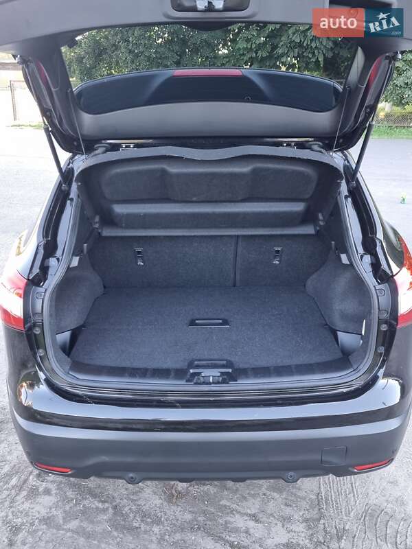 Внедорожник / Кроссовер Nissan Qashqai 2014 в Ровно