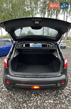 Позашляховик / Кросовер Nissan Qashqai 2010 в 