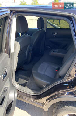 Внедорожник / Кроссовер Nissan Qashqai 2012 в 
