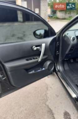 Позашляховик / Кросовер Nissan Qashqai 2007 в 