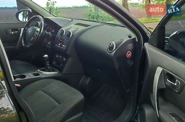 Внедорожник / Кроссовер Nissan Qashqai 2012 в 